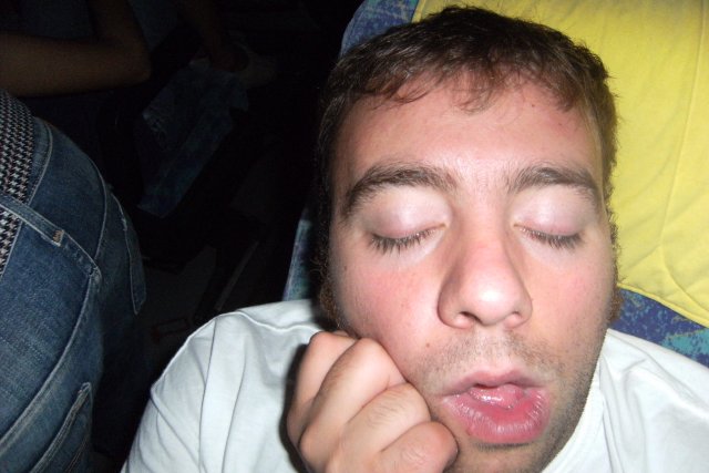 PEOPLE SLEEPING - Mr Paloma
