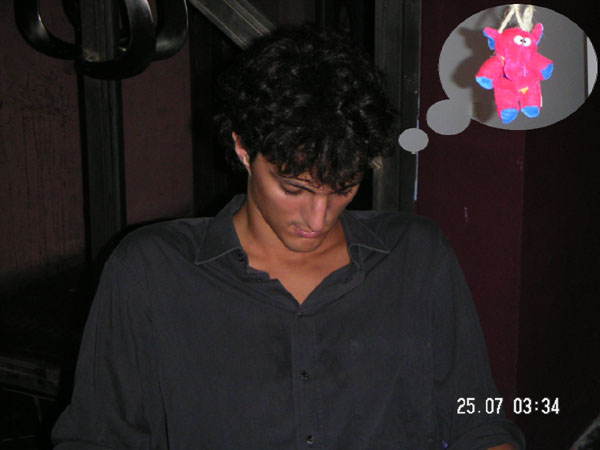 PEOPLE SLEEPING - Mr Paloma
