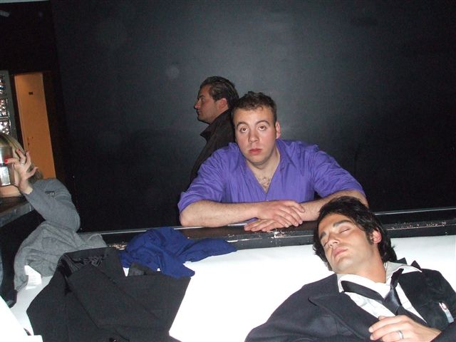 PEOPLE SLEEPING - Mr Paloma